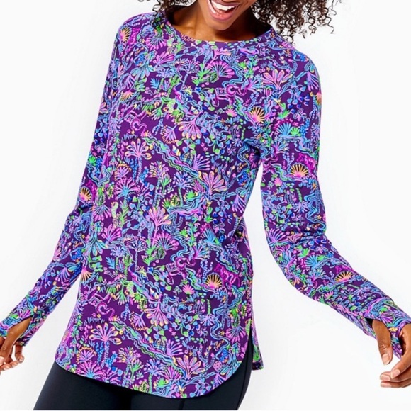 Lilly Pulitzer Luxletic Purple Berry Colony Conga Blythe Pullover UPF 50+ Top ~ - Picture 2 of 14